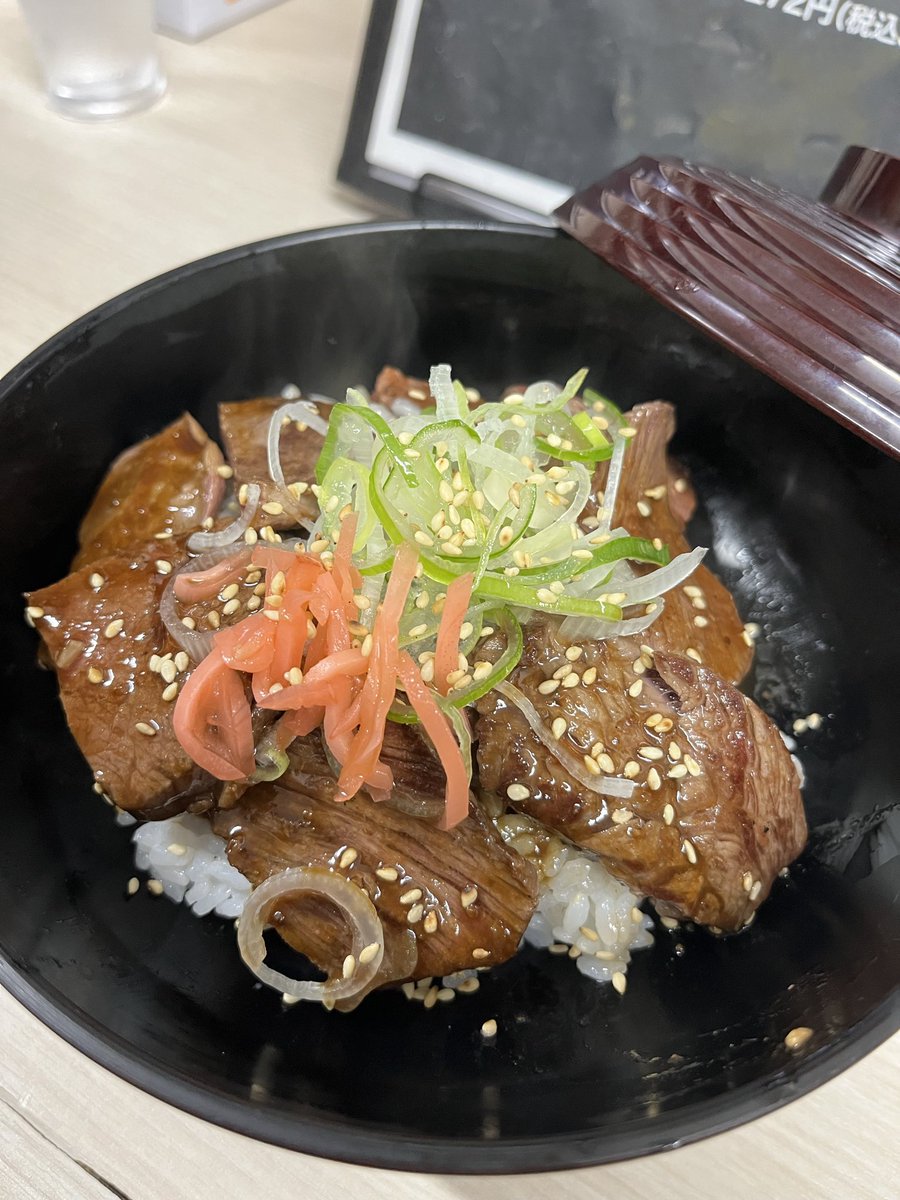 ななし tweet media