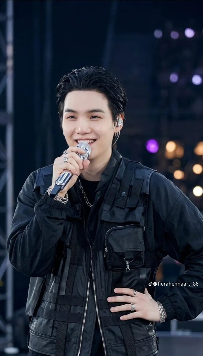 𝑪𝒍𝒐. tweet media