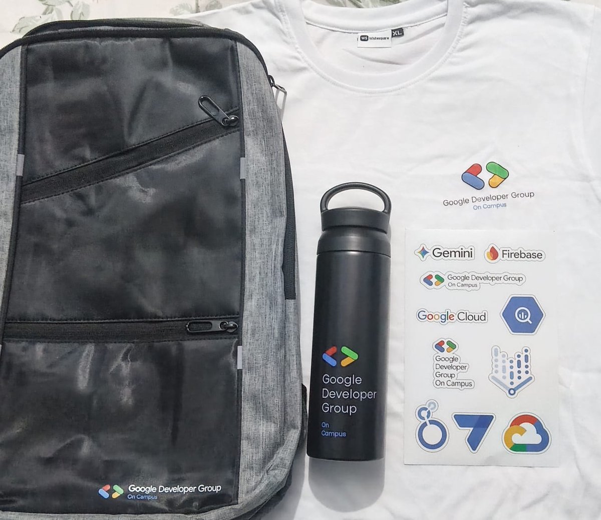 whoisenaba's tweet image. Received! 
#googlecloudcampaign #goodies