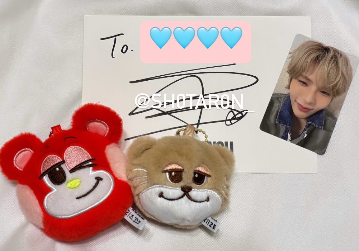 SH0TAR0N_'s tweet photo. 個サが前回より長くて緊張しすぎたしほんとにドドド陰キャすぎてずーっと「ショウタロウくんの顔が好きで😭いちばんかっこよくて😭」って語ってたら わたしのことも、めっちゃ綺麗って言ってくれて⁉️⁉️になった( ᴖ ̫ᴖ )💦 さすが天才アイドル、お世辞がうますぎてびっくりしちゃった💦 https://t.co/0JsjIblt9g