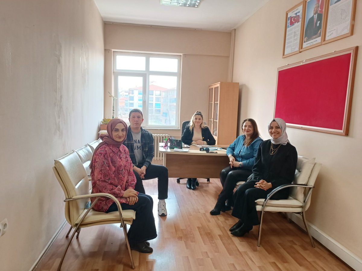 RAMAltindag's tweet photo. Taşca İlkokulu ve Fatih Sultan Mehmet İlkokulu rehberlik servisine merkezimiz RPDH bölümü ziyaret gerçekleştirmiş, yapılan çalışmalar hakkında müşavirlik hizmeti sunulmuştur.

@tcmeb
@MebOrgm
@Murat4Kucukali
@HasanYILDIRIM61
@MERDADE21165481 https://t.co/cgEGbDEofv