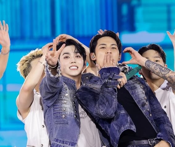 ʀᴏʙɪ 𖦊 リポストOFF推奨 tweet media