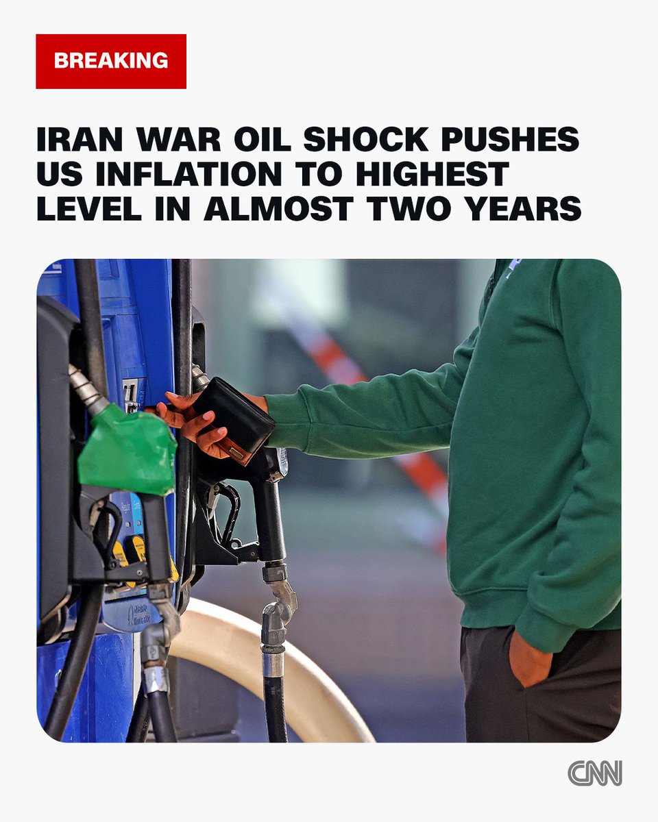 CNN Breaking News tweet media