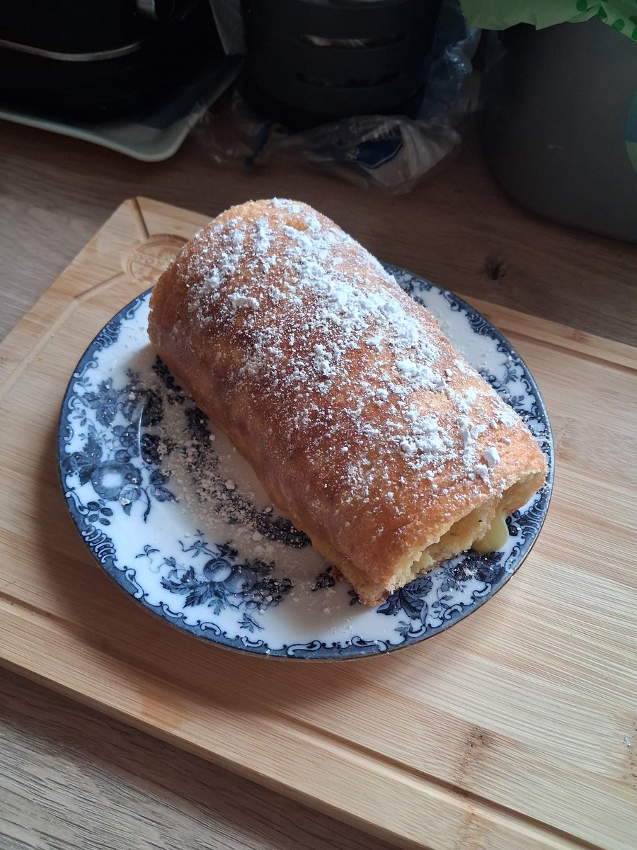 liz young tweet media