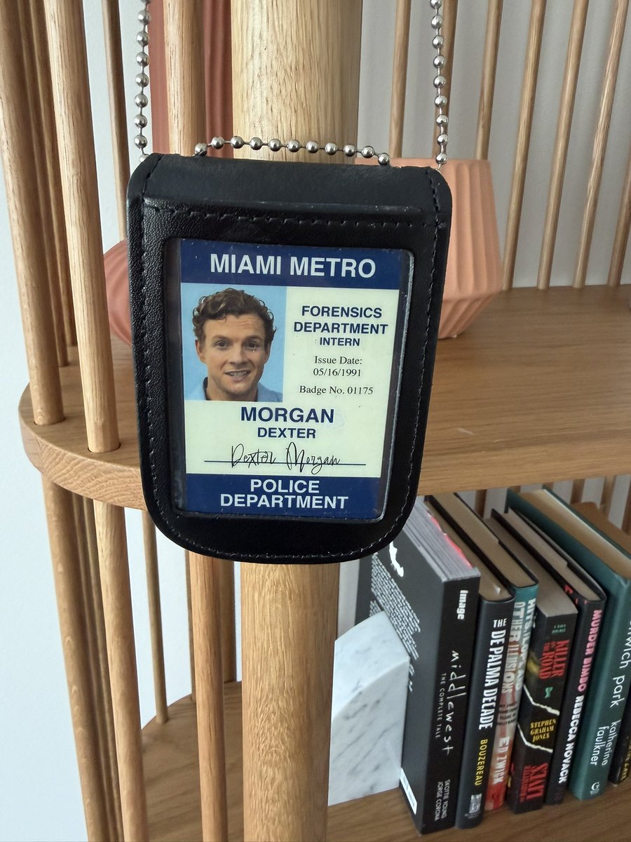 jscottamy's tweet photo. Remember when Dexter was an intern?  #DexterOriginalSin Those were good times. https://t.co/uleN3DPIk1