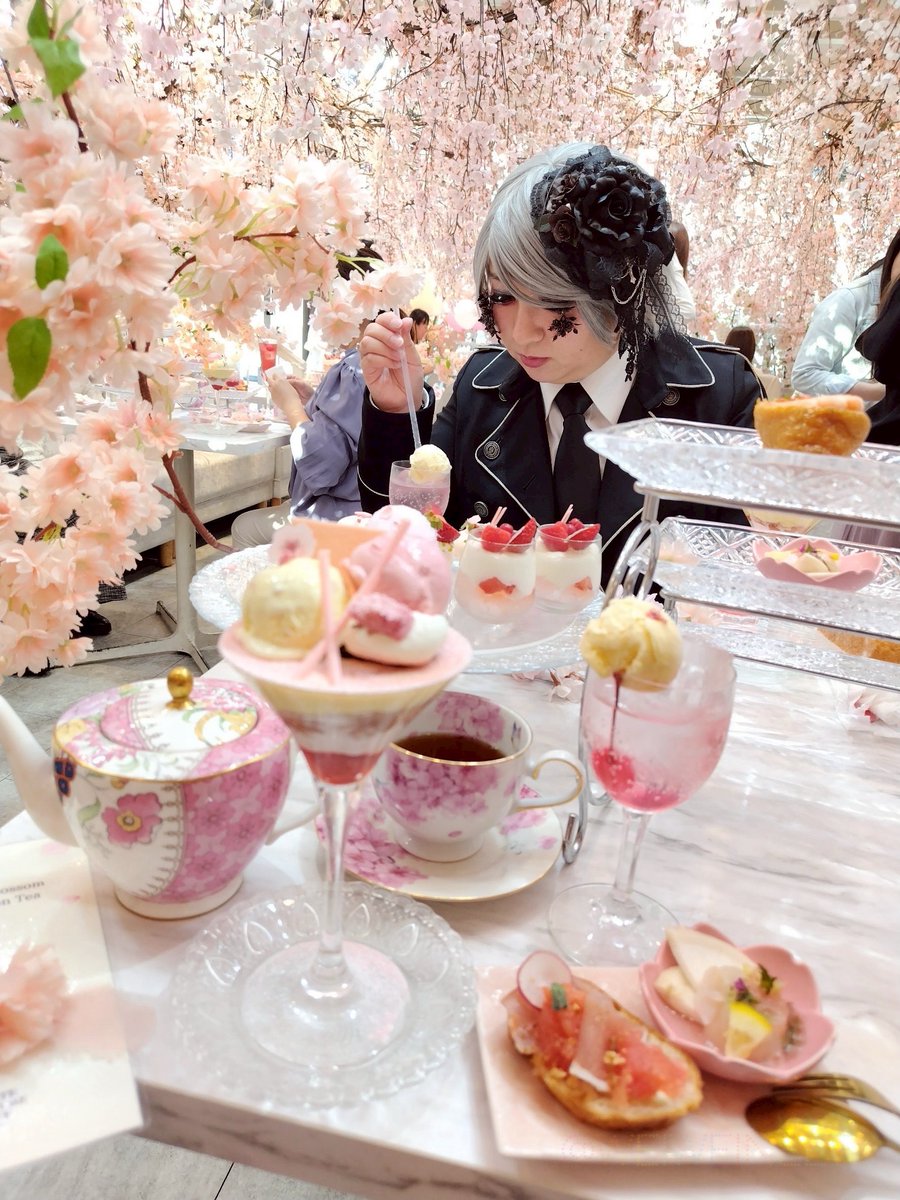 ねじこ tweet media