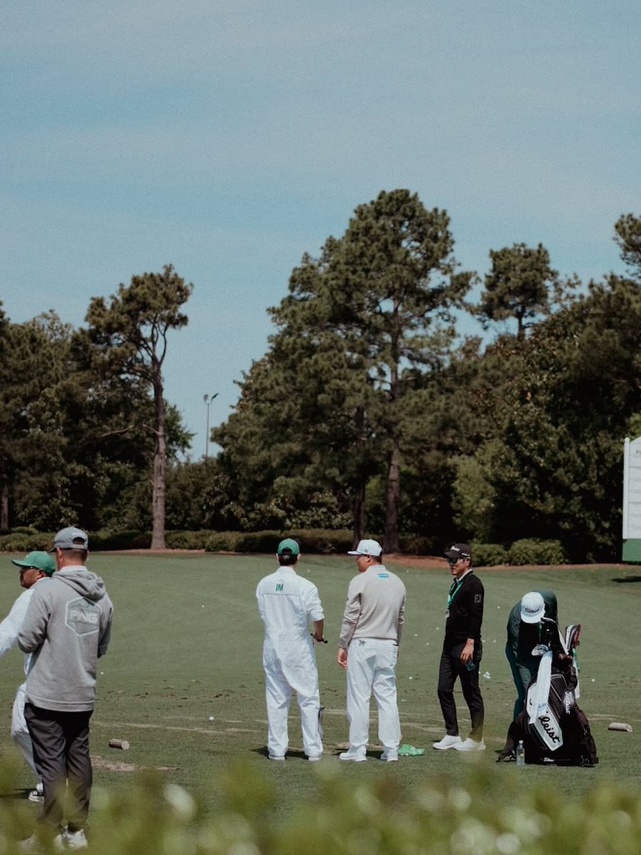 はい
背中っていいよね🤍💚