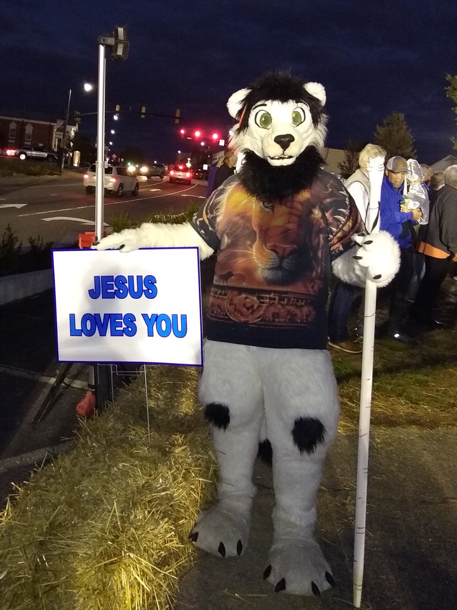 Lysander the Unlearned tweet media