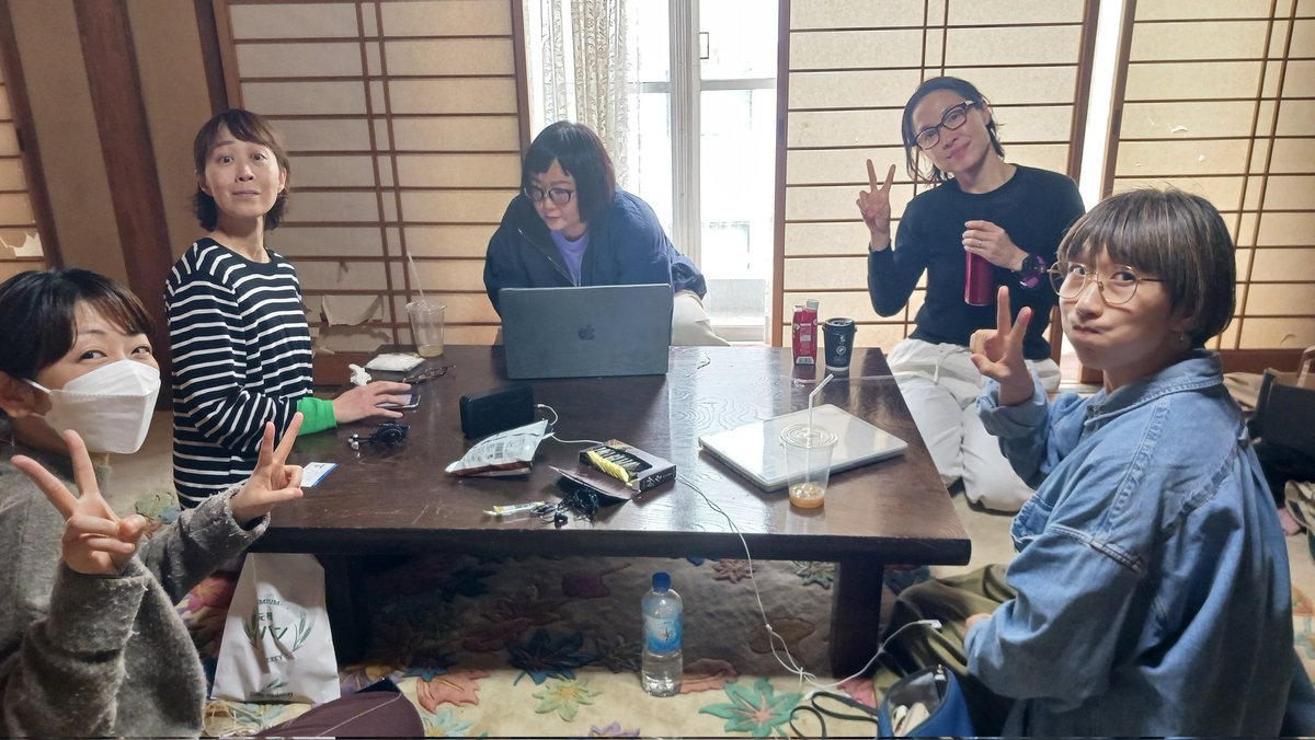 immersivex2's tweet photo. こんばんは！⁡先日、クラウドファンディングの特典、メインキャスト5人によるオーディオコメンタリーを収録しました！⁡⁡監督が編集してくれておりますので、⁡対象のサポーターの皆さんはお楽しみにお待ちください！⁡⁡
⁡⁡⁡#イマーシブイマーシブ⁡
⁡#40代の青春 https://t.co/CYRMISJFgk