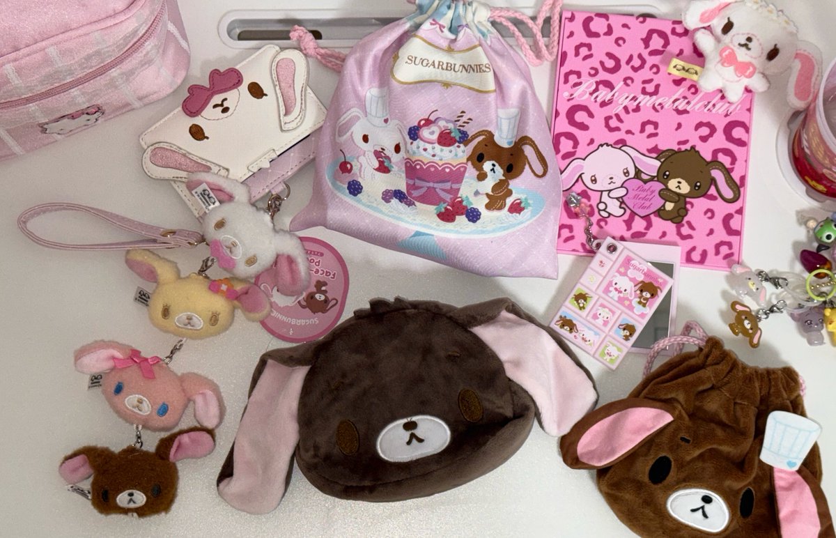 🄱🄾🄼! tweet media