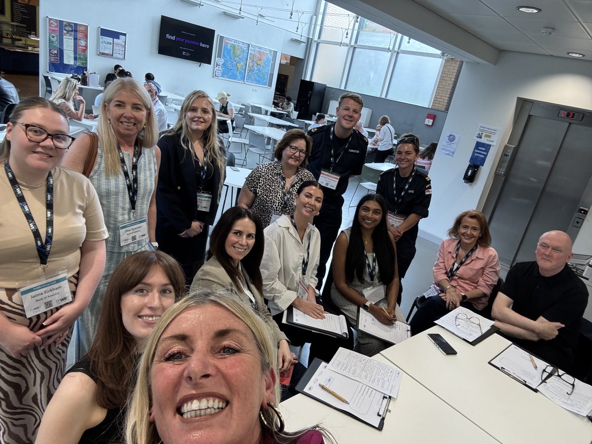 PUCollective's tweet image. #Throwback to last year’s PoWEr Pack Pilot📸

Since the launch of our new PoWEr Pack is tomorrow, it only felt right to reminisce on our first PoWEr Pack from 2025.

And now we are back at it! PoWEr Pack round 2 here we come💥

wearepower.net/power-pack

#WeArePoWEr #PoWErPack