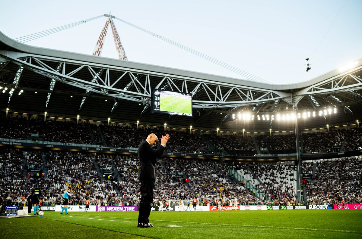 JuventusFC tweet media