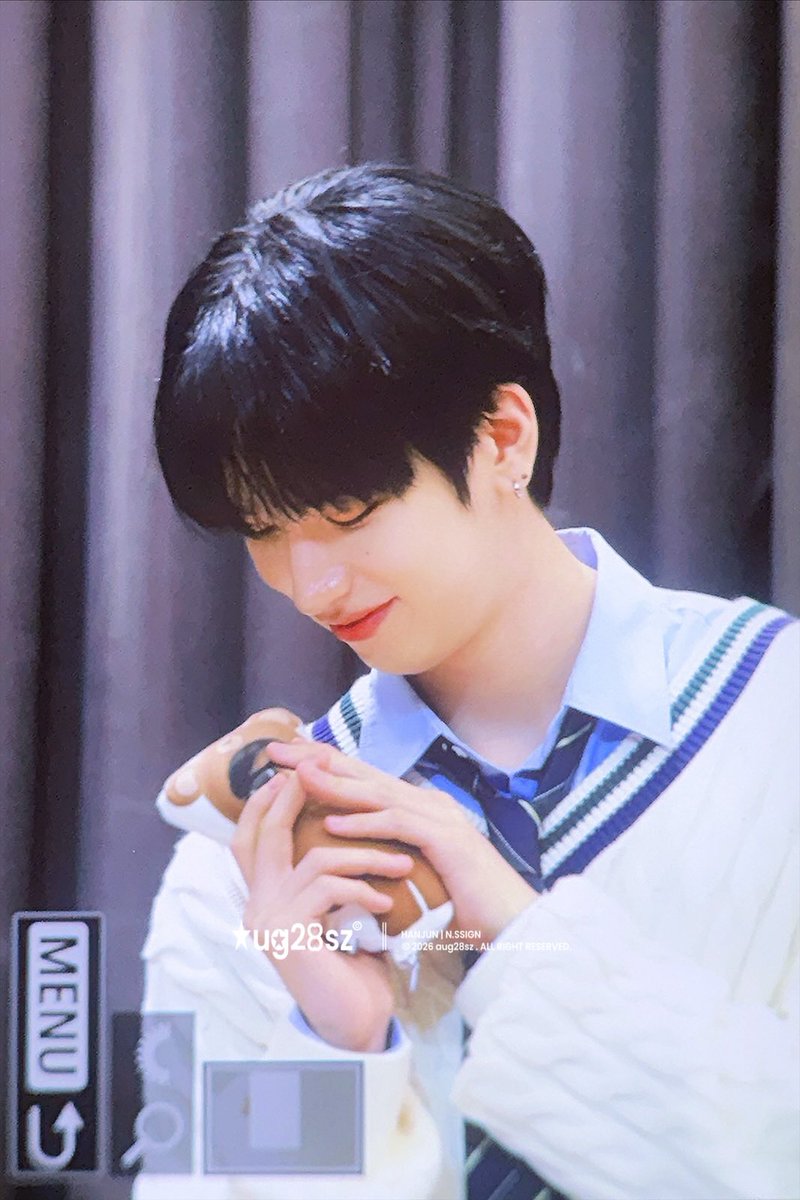 재롱ㅇi tweet media