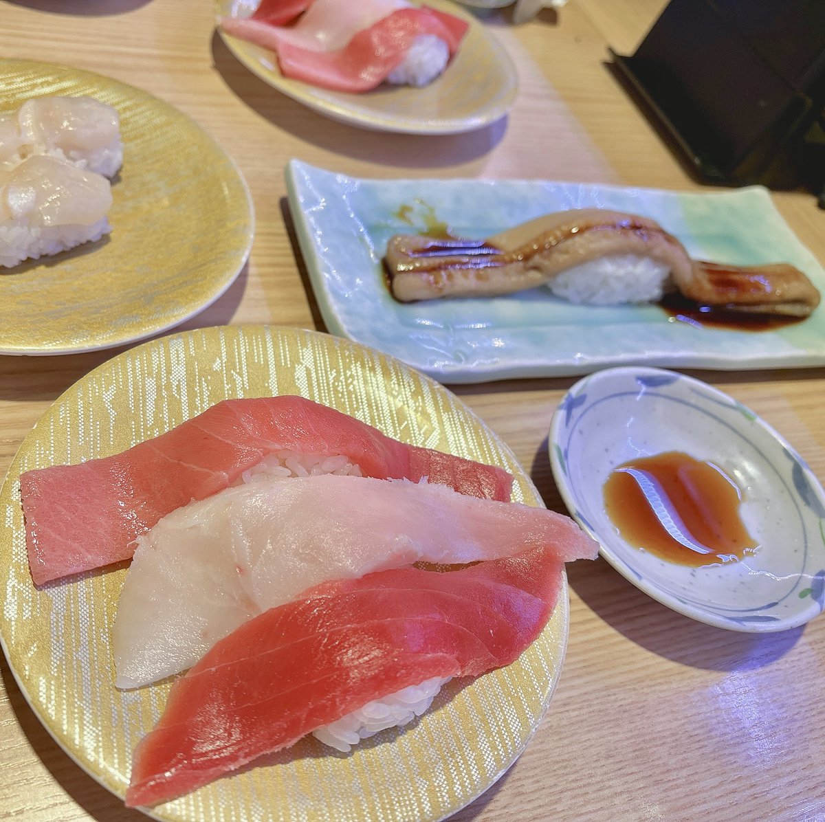 あおい tweet media