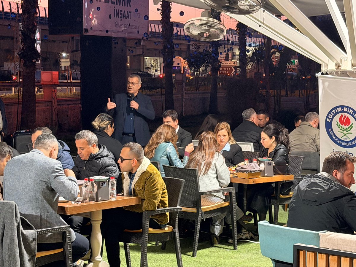 _AliKaya's tweet photo. Bornova İlçe Temsilciliğimizin düzenlediği programda üyelerimizle bir araya geldik.
Dayanışmamızı, muhabbetimizi ve sendikal birlikteliğimizi bir kez daha perçinledik.

Programın hazırlanmasında emeği geçen, katkı sunan ve katılım sağlayan herkese ayrı ayrı teşekkür ediyorum. 
#Ebsİzmir1
#EğitimBirSen
