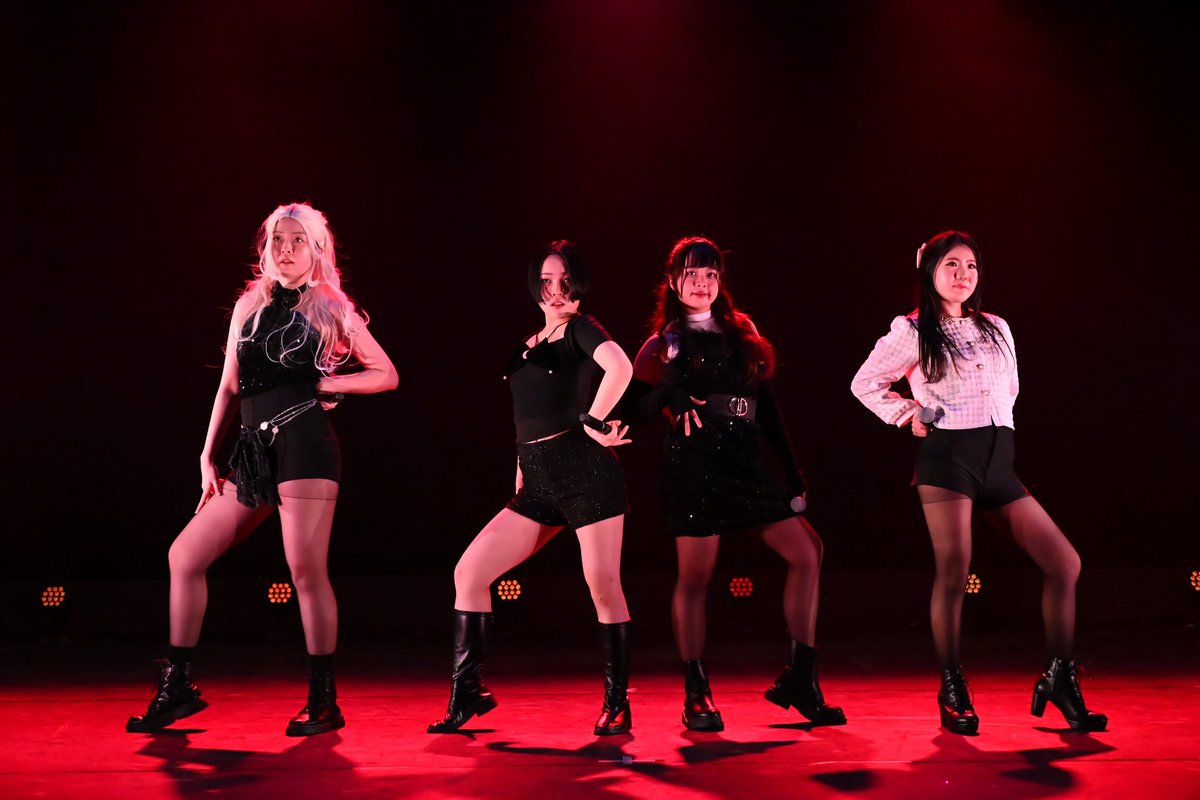 2/1 ケーソレ💜✨

BLACKPINK / Pink Venom❤️‍🔥

JISOO：RIRI
JENNIE：URAN
ROSÉ：REMI
LISA：SHARIE

ぜひフルも見てください🫶🏻💖

🎬 youtu.be/K29zfFNqWiY?si…