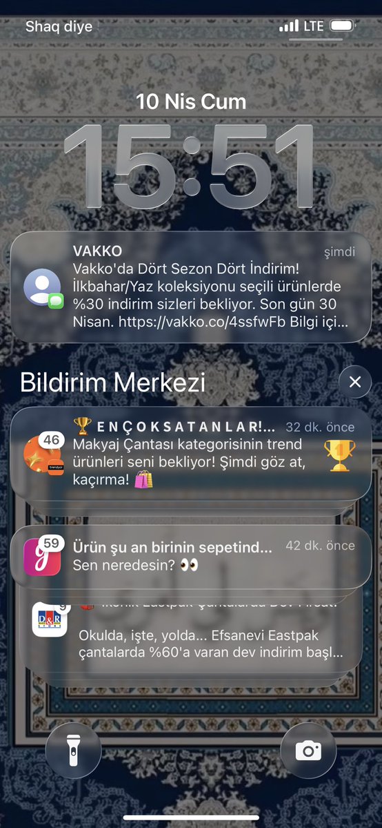 LaviedeFreya tweet media