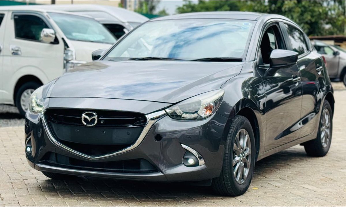 Unique Cars tweet media