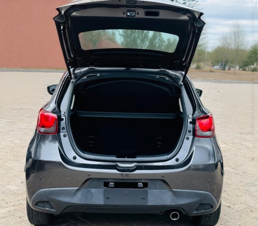 Unique Cars tweet media