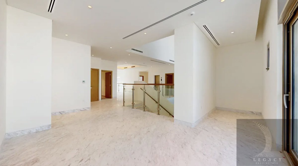 Panic Selling tweet media