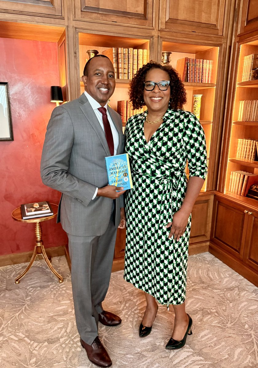 EdrickBarnesLaw's tweet photo. Attorney Edrick Barnes attended the Literacy Coalition of the Palm Beaches luncheon to hear Tayari Jones, The New York Times bestselling author.

At Barnes Law Firm, we’re committed to supporting literacy and strengthening our community. #LiteracyMatters @literacypbc @tayari https://t.co/yz39VzKdKE