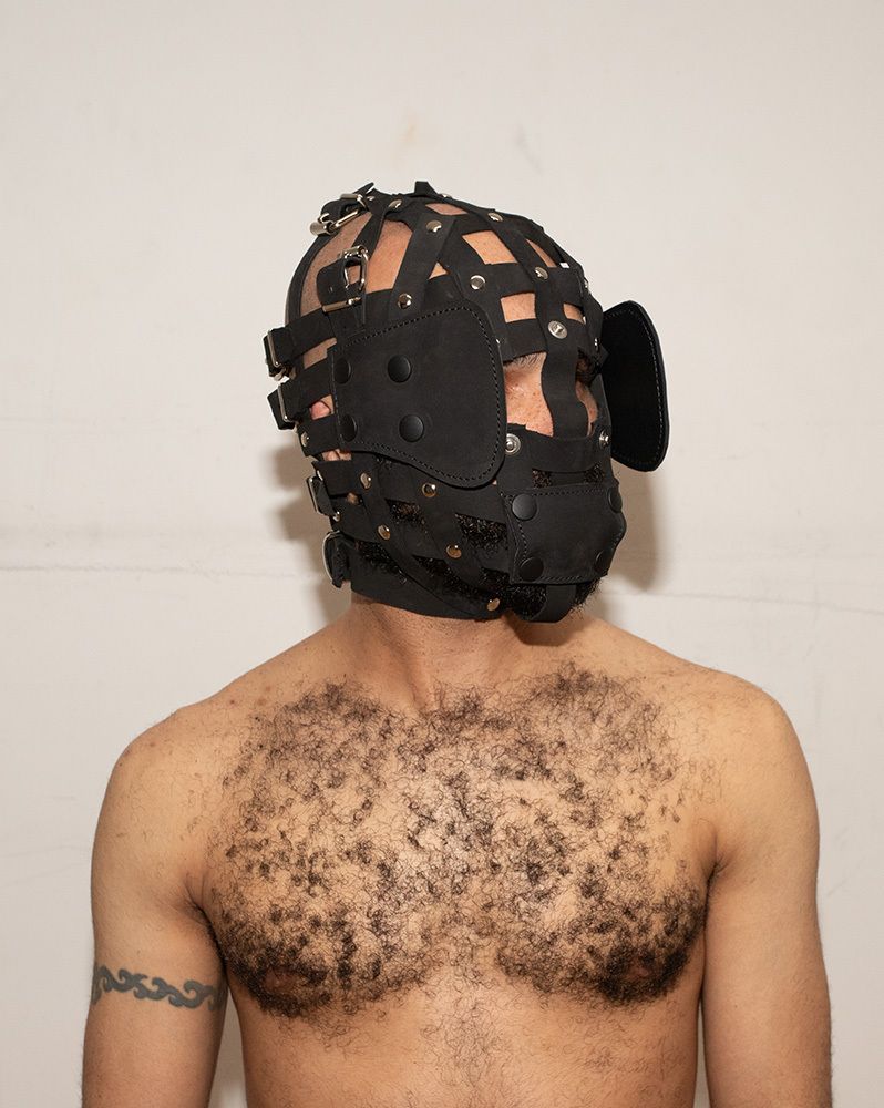 fettersUK's tweet image. Headgear intensifies the way you play. Hoods, head harnesses, muzzles... what's your pick. We have them all -&amp;gt; buff.ly/EHh7WnL #fetters #hoods #headgear #muzzle #headharness #leathergear