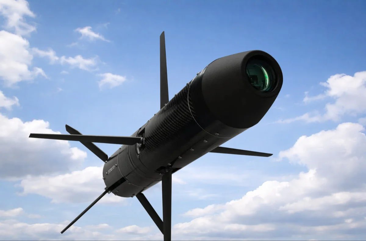 Drone_Wars_'s tweet image. U.S. company Aeon is reportedly working with a Ukrainian drone manufacturer to integrate the Zeus guided missile onto unmanned platforms.

#USA #Ukraine #UAV #Missiles #DroneWars