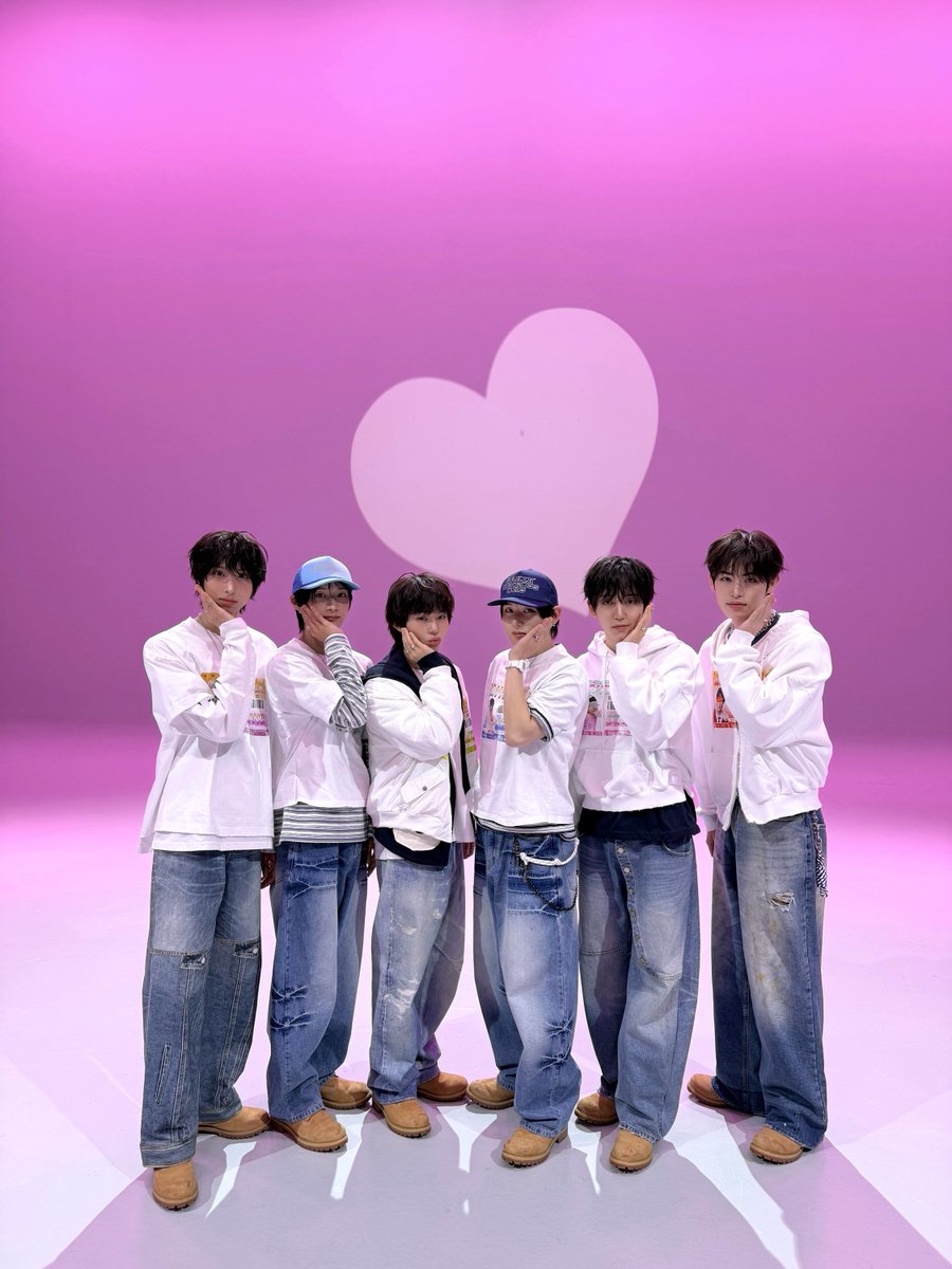 KickFlip tweet media