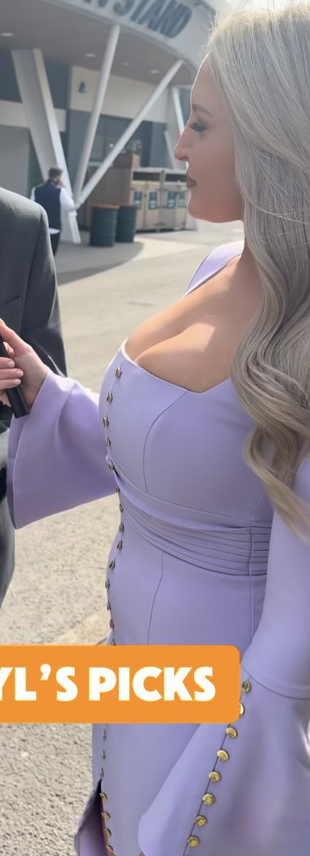 BiWanker tweet media