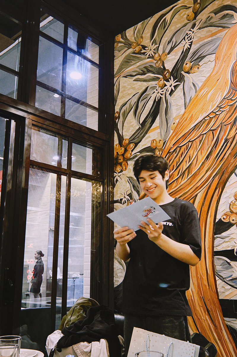 Mimi 🌝 tweet media