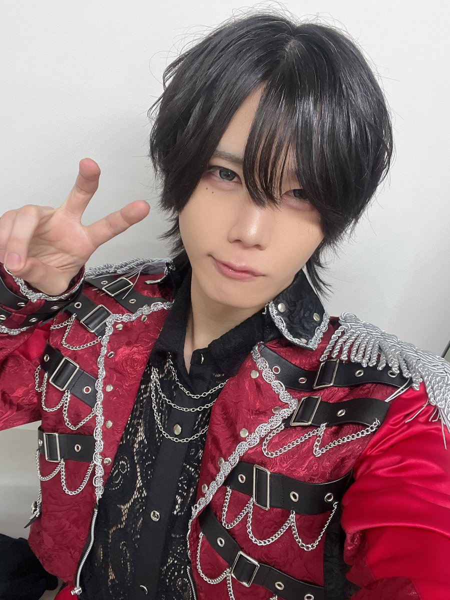 つきな【FLΛME】 tweet media