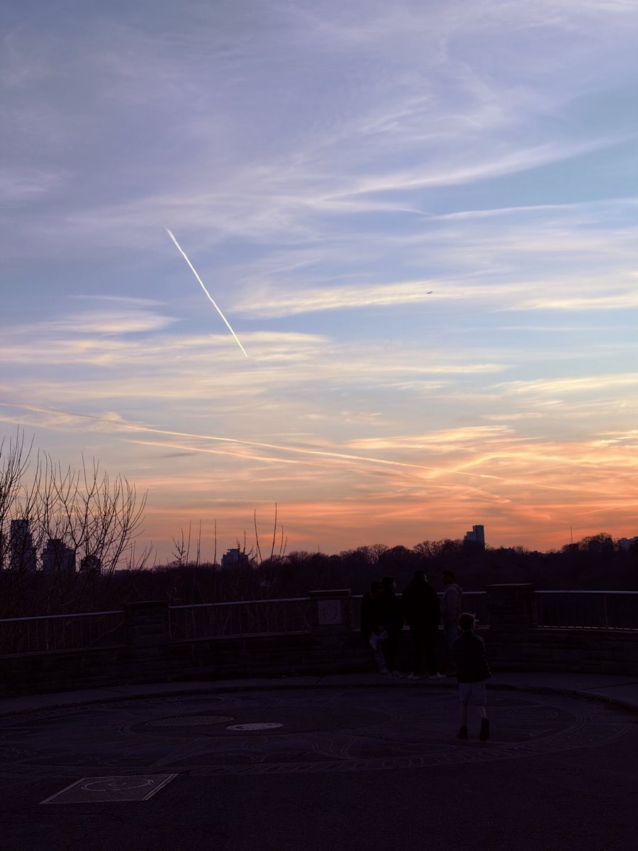 Gary Meyer tweet media