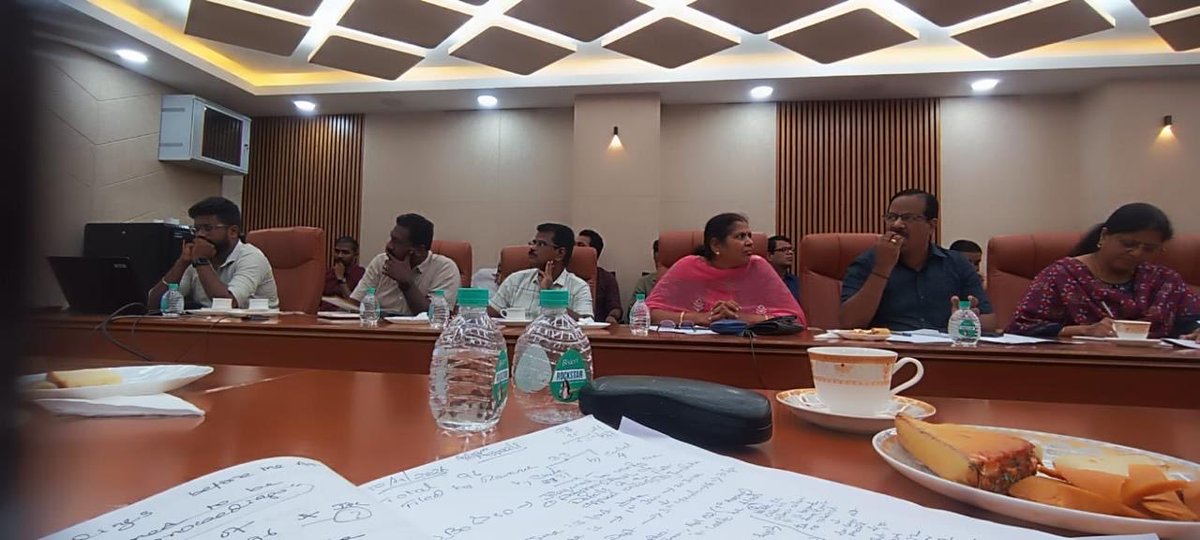 TN_GST tweet media