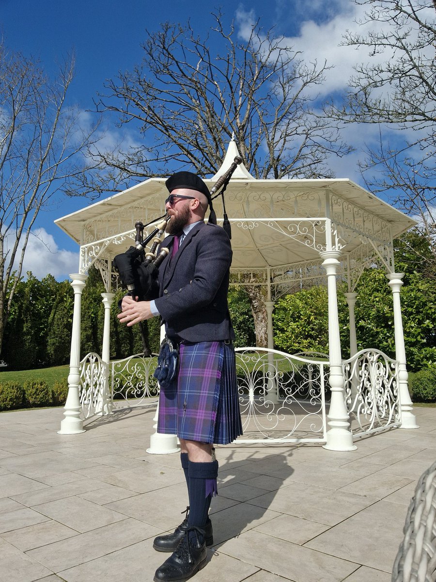 Jonathan Graham - Piper for Hire tweet media