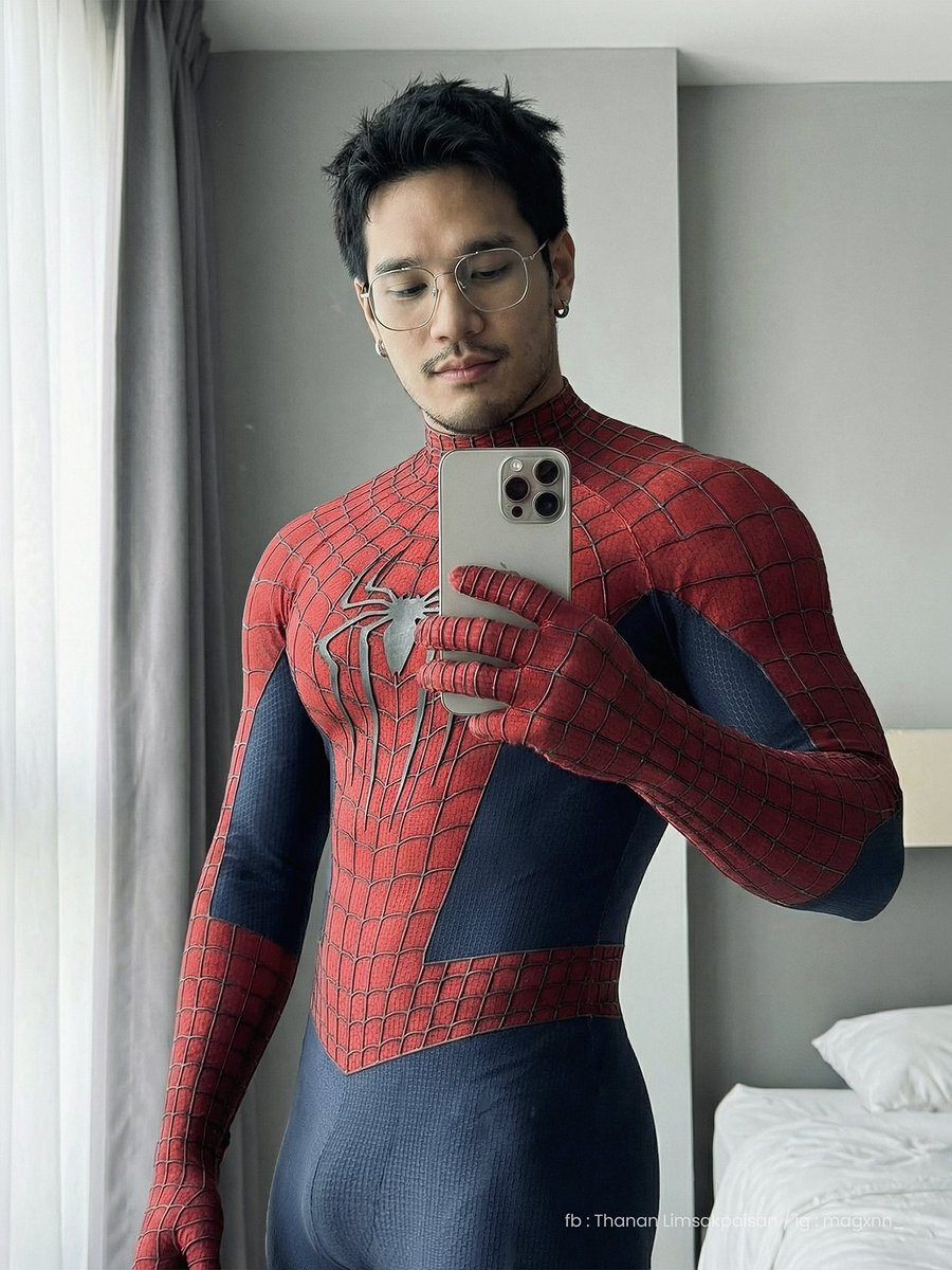 magxn_'s tweet image. ใครดื้อโดนนะครับ🤟🏻🕸️ 
#magxnn #spiderman #marvel