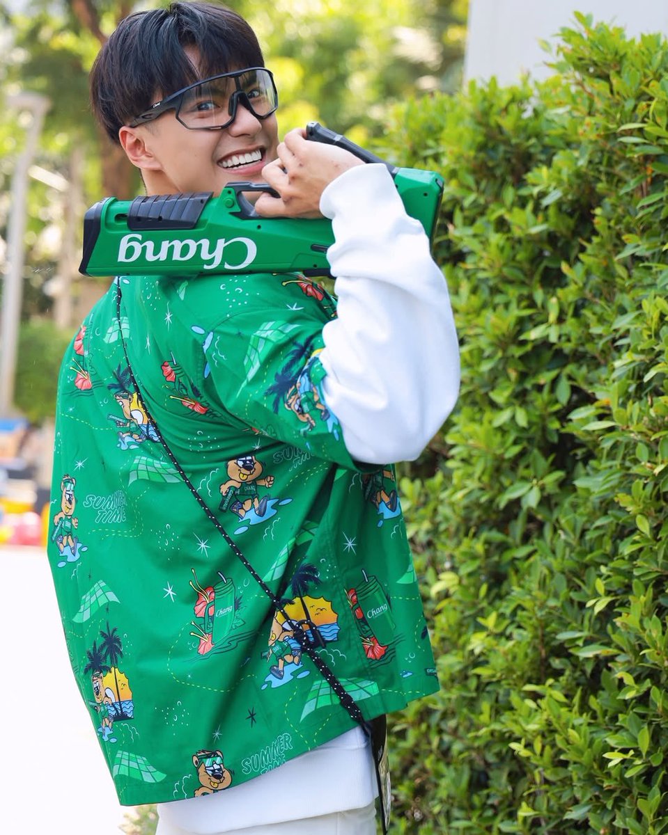 [10.04.2026] ohmpawat IG post

🐘💚💦

<a href="/ohmpawatt/">Ohmpawat</a> #ohmpawat #โอมภวัต
#ChangxCarnival #ChangSongkran
#Changเติมเต็มคำว่าเพื่อน