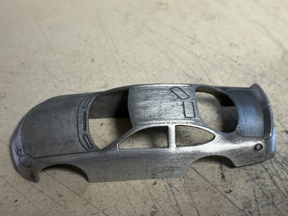 porschegmbh's tweet image. #ホットウィール  #NASCAR  #McDonalds 
サビサビを剥いだら、見えなかったディテールが現れました
ルーフになにかのリッド、そしてフロントはトーラスですか？