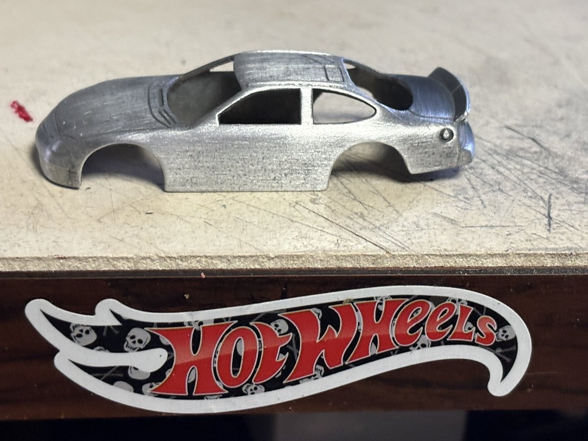 porschegmbh's tweet image. #ホットウィール  #NASCAR  #McDonalds 
サビサビを剥いだら、見えなかったディテールが現れました
ルーフになにかのリッド、そしてフロントはトーラスですか？