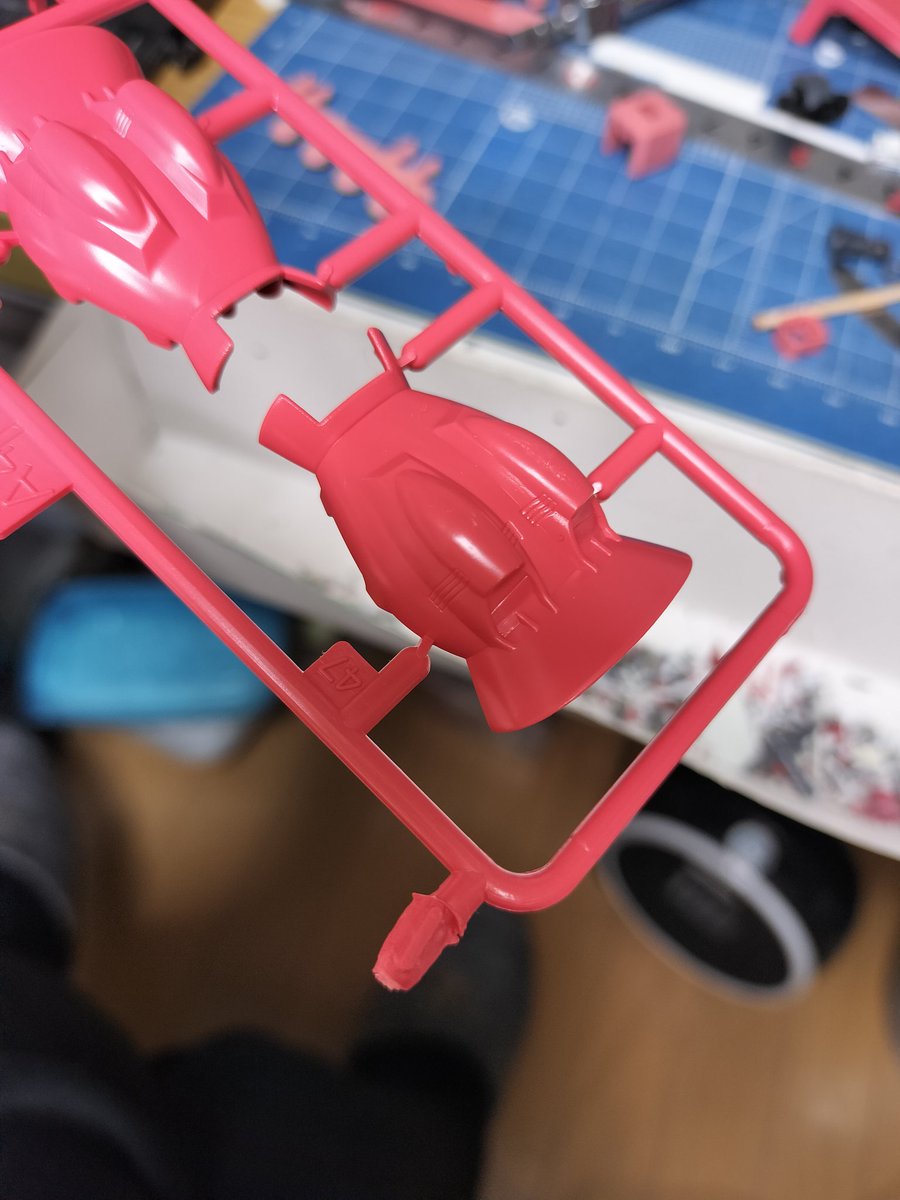 シマコウ tweet media