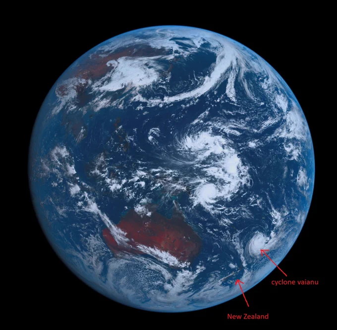 It's so funny you can see the impending cyclone that is about to destroy New Zealand for the next few days