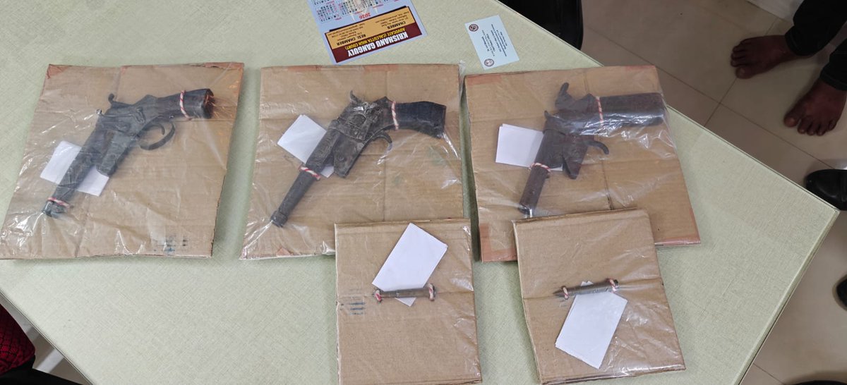 Kolkata Police tweet media