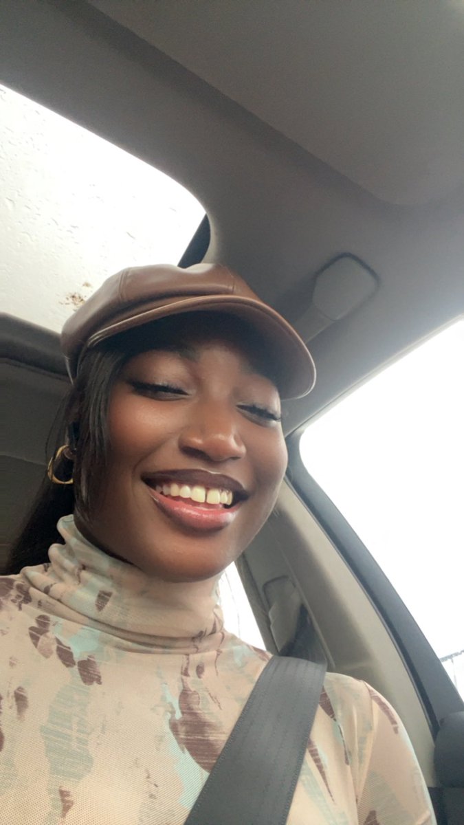 ELLY🟪✨ tweet media