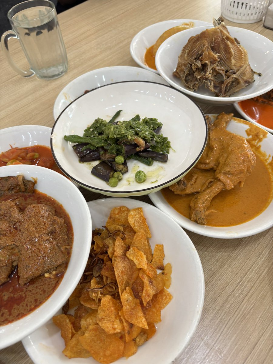 Maeluv🌸 tweet media