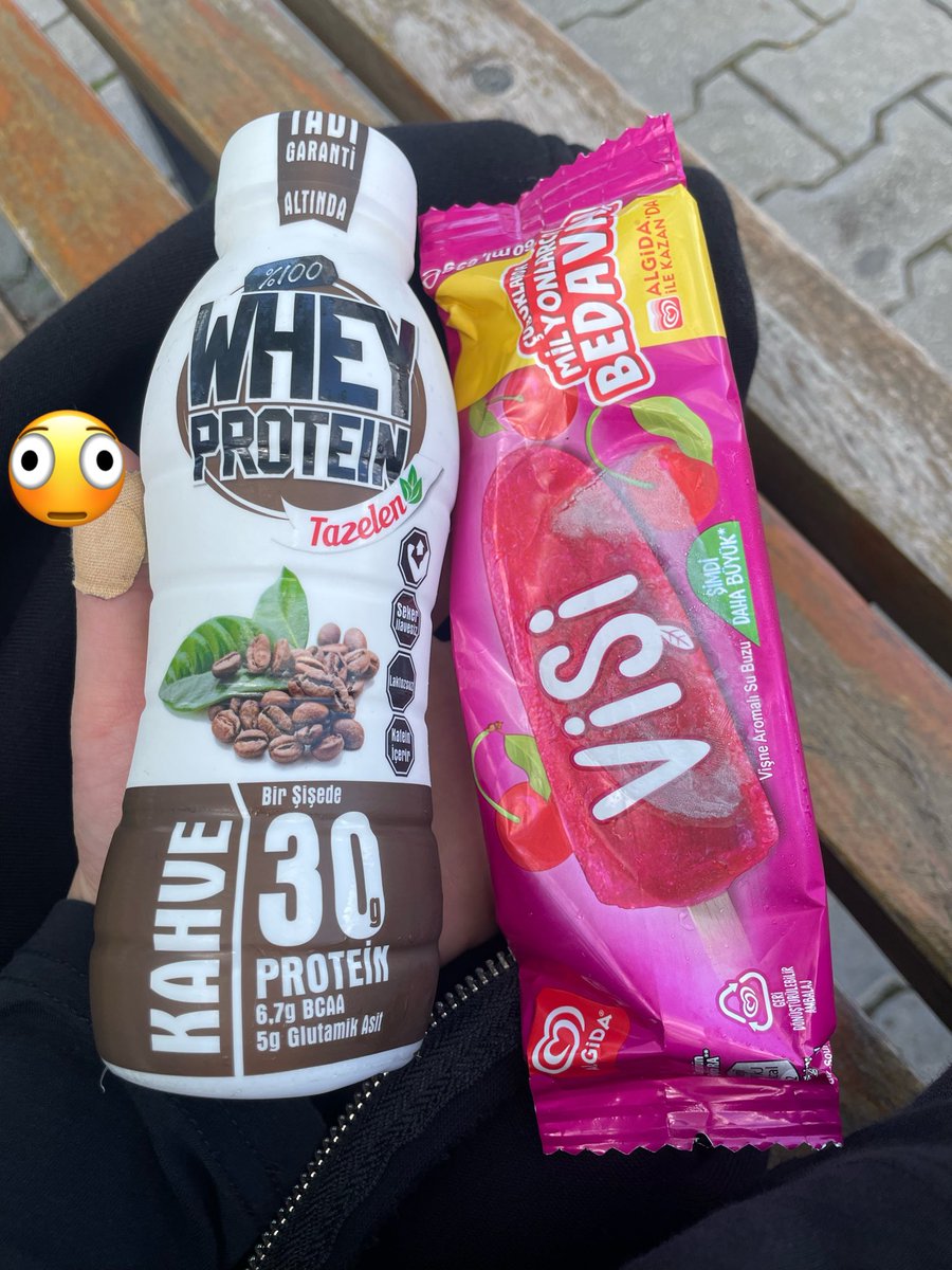 ed snoopy tweet media