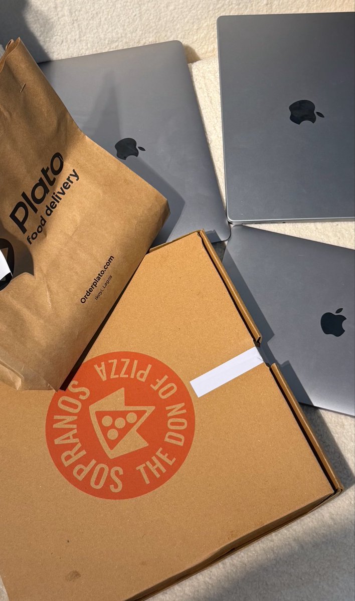 socetyhatesjay's tweet image. W week in an escaladizzy 😂💪🏽