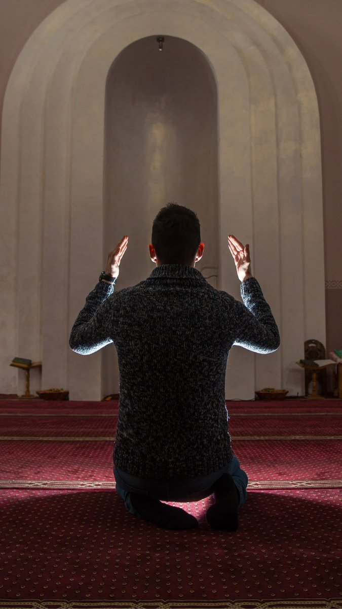 Hakkı Eren tweet media