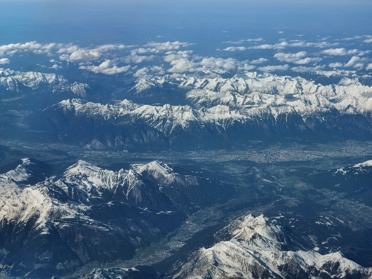 zaxon744's tweet photo. Innsbruck, Austria
#overflying https://t.co/M06IQn1fUN