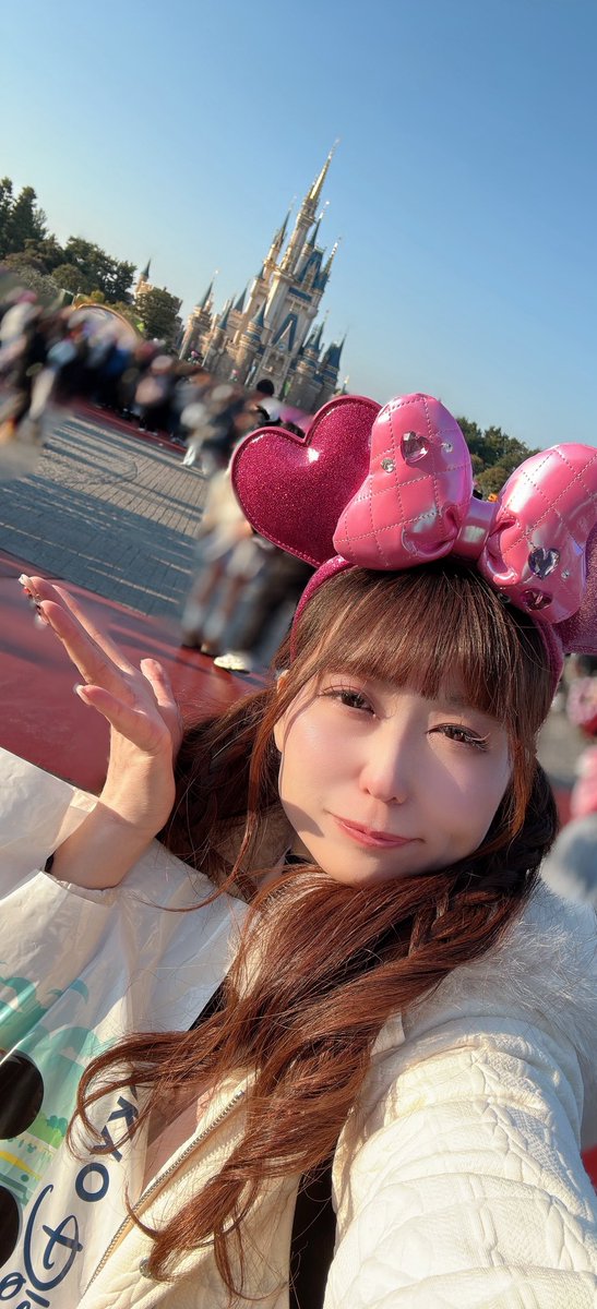 alicegw__momona's tweet photo. #ITweek ありがとうございました🌟
#ビッグサイト でたら雨すごかった😳☔️

#展示会  #イベントコンパニオン  #model  #ミスユニバース https://t.co/hyyZswaG2b