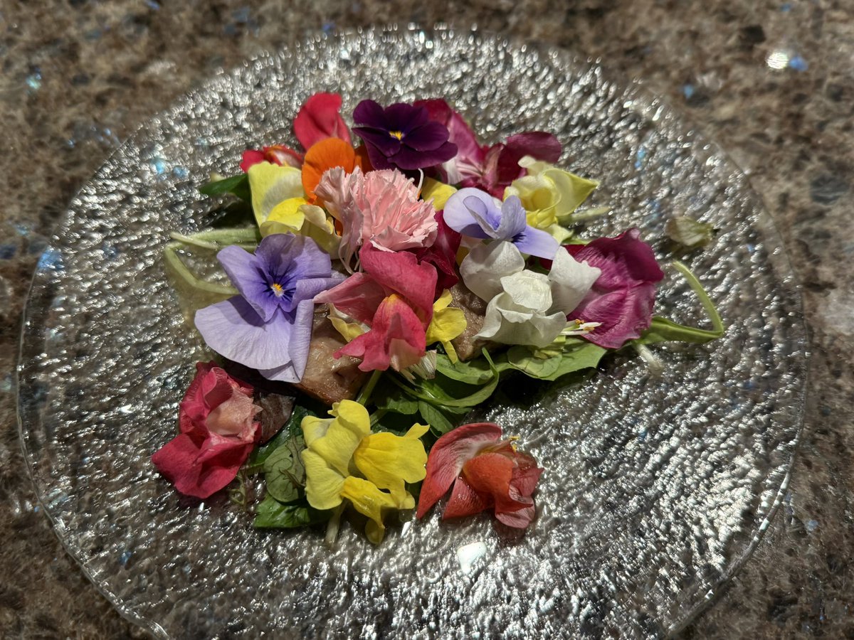 すぱりだ tweet media