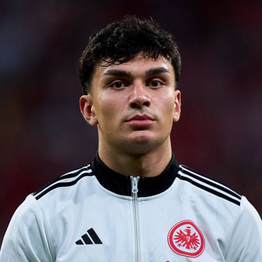 AslanBeyGS tweet media